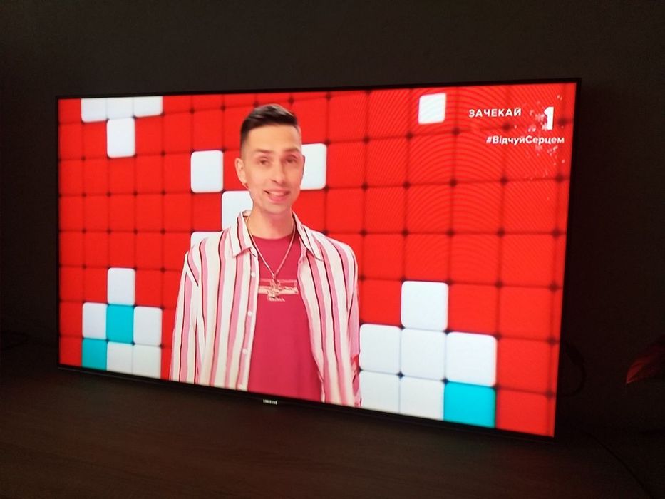Smart TV. Samsung 40". Камера. Wi-Fi.