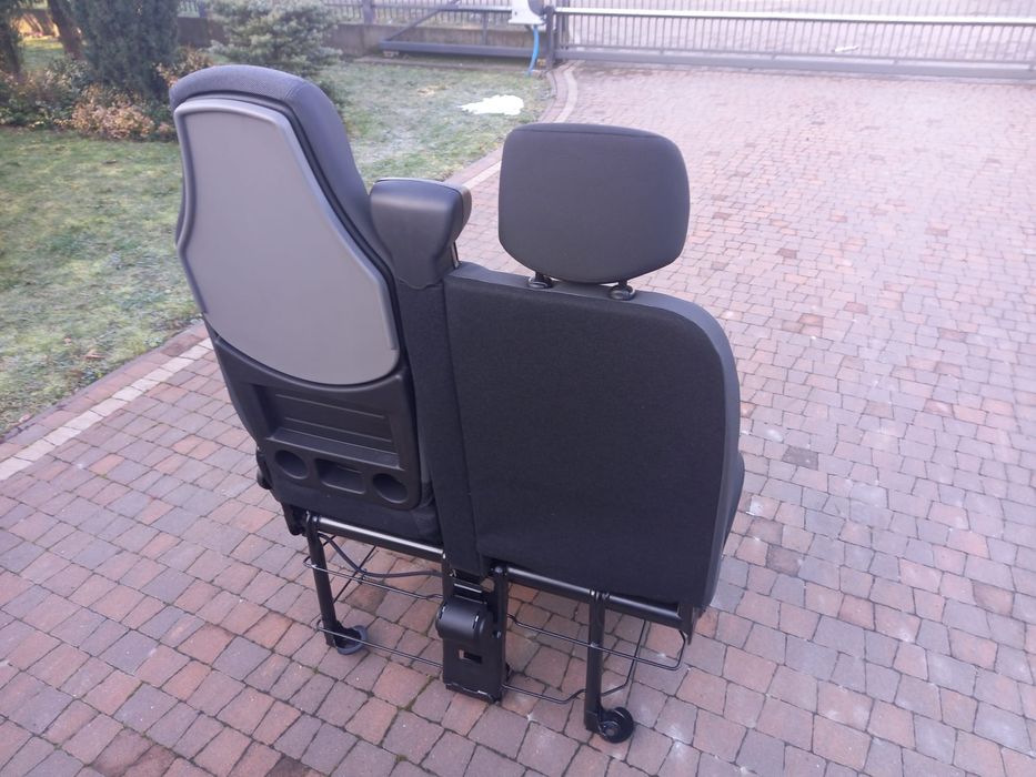 Kanapa podwójna do busa