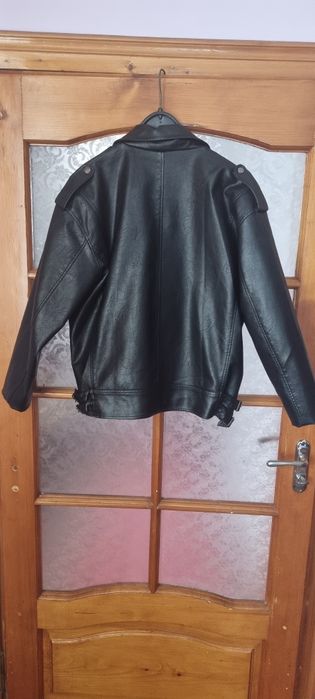 Куртка кожаная женская