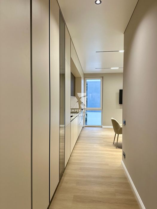 Продаж стильної 3-кімнатної квартири в ЖК «Варшавський», центр Уж