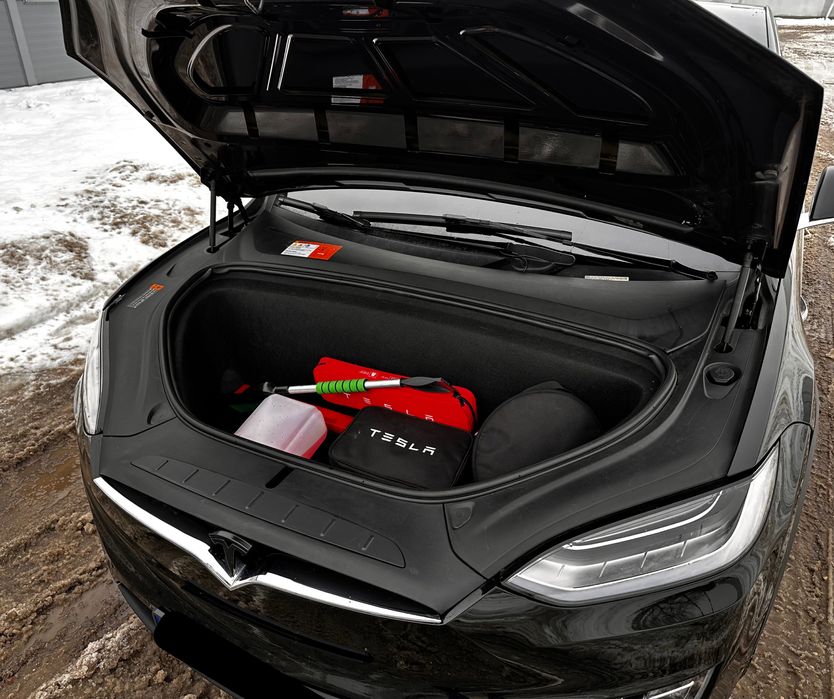 Tesla X 100D Long Rage Plus 2018 рік Європейський салон Premium