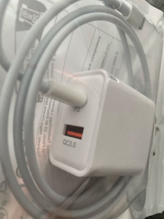 швидка зарядка iphone 20w