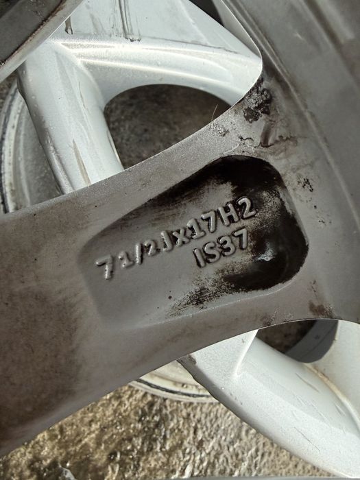 Легкосплавні диски  5 120 R17 7.5J ET37 BMW 413 стиль