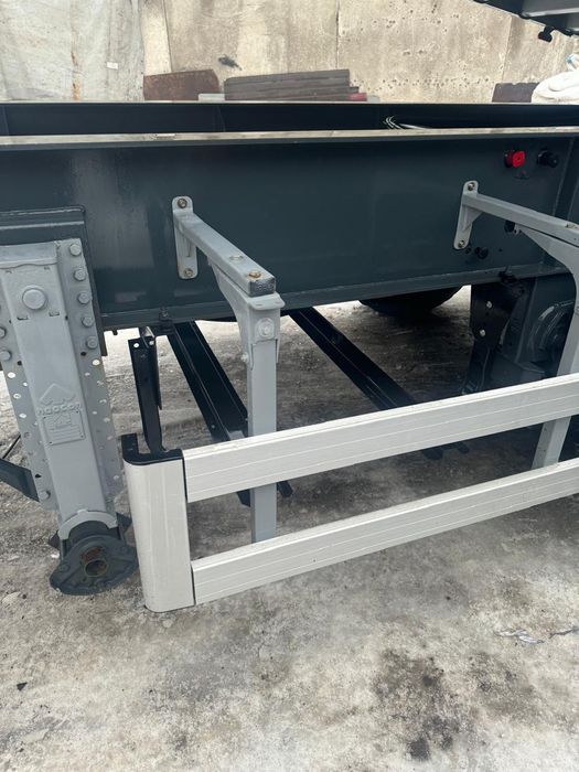 Полуприцеп  BODEX. KIS 33 Самоскид .2004 року