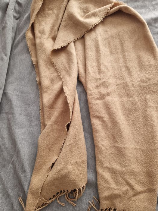 Szalik beżowy ciepły