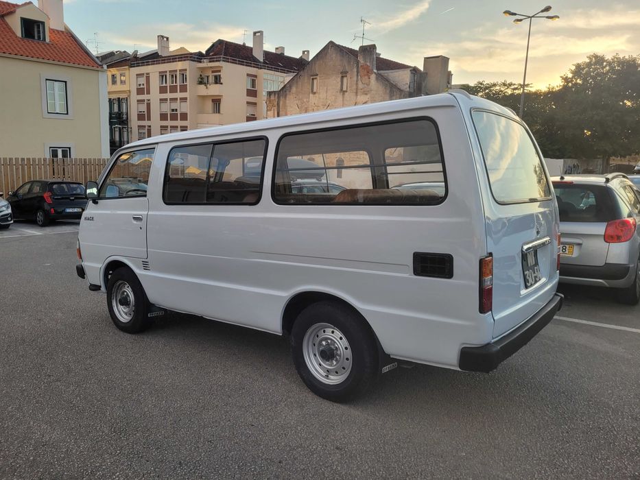 Toyota Hiace 9 Lugares / Comercial (Misto) 2.2 D