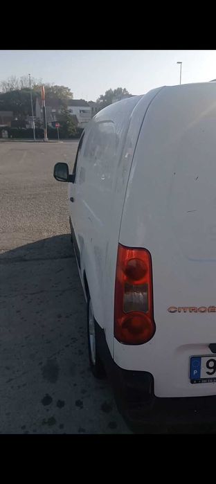 Berlingo de 3 lugares longa adblue l1.6 HDI 2010