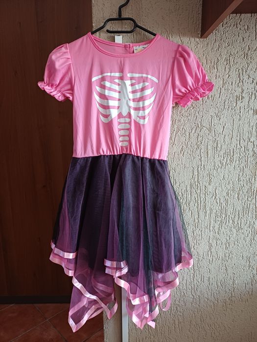 Sukienka przebranie karnawał Halloween stan idealny rozmiar 140