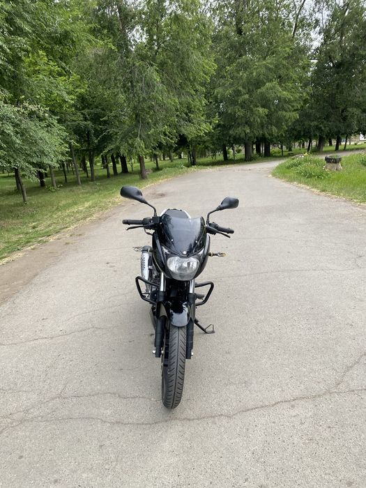 Bajaj pulsar 180