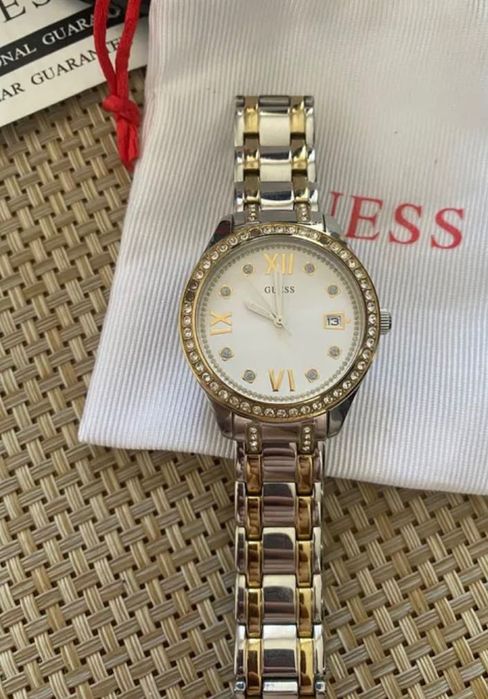Продам годинник наручний жіночий Guess. Оригінал