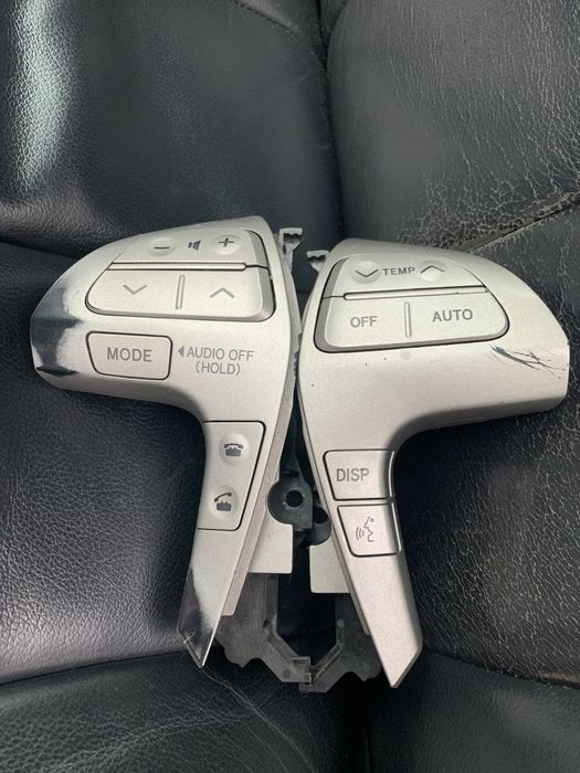 Кнопки керма Камрі 40