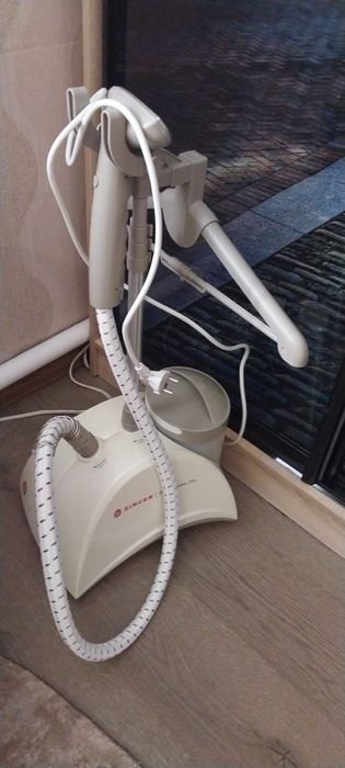 Продам паровий утюг