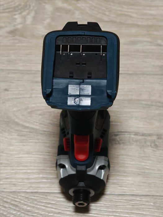 Акумуляторний ударний гайкокрут Bosch Professional GDR 18V-215