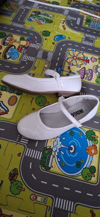 Дитячі туфлі, 33