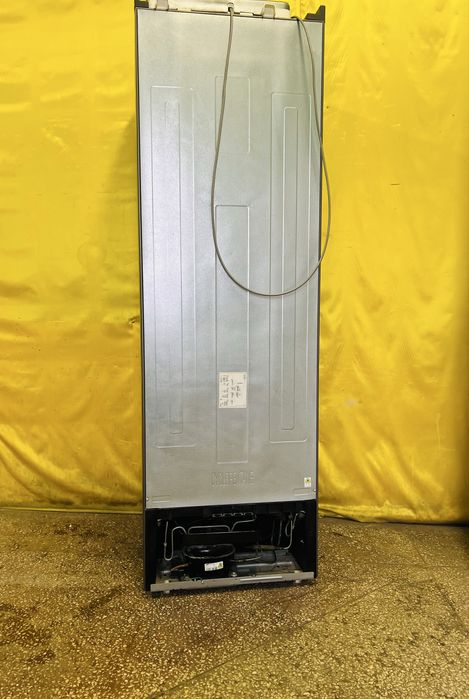 Двухкамерный холодильник Samsung NoFrost