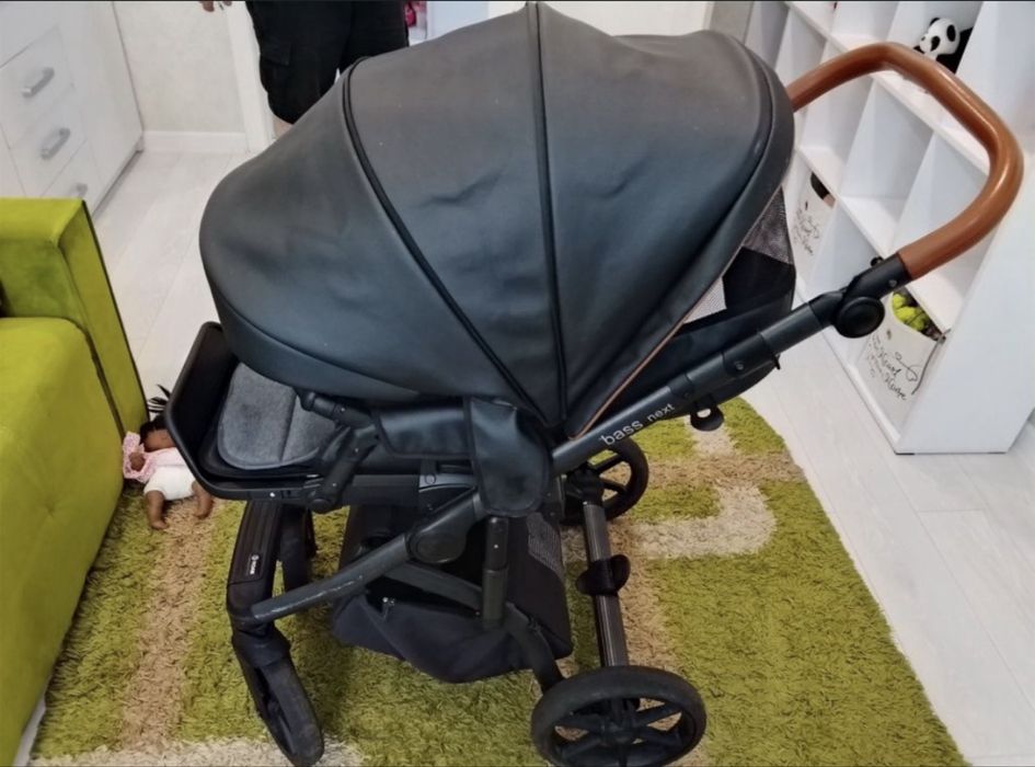 Продам коляску .  Срочно Стан дуже гарний 6500 без торгу!!.