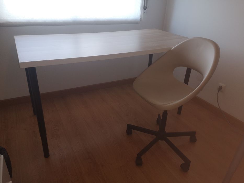 Pack mesa e cadeira ikea