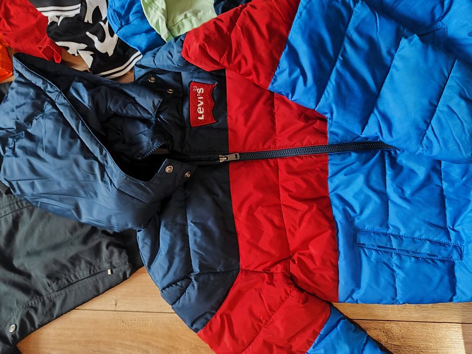 Zestaw kurtek i koszulek dla chłopca, rozm. 140-152