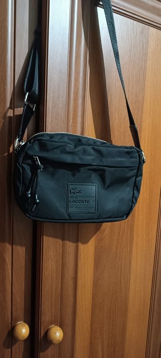 Сумка бананка через плече Lacoste