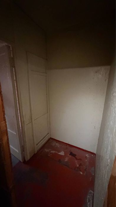 Продаж 3к квартири під ремонт,Косіора, лівий берег,середній повер
