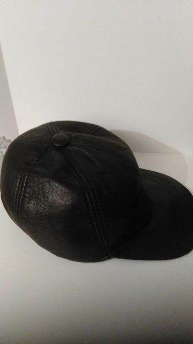 Sprzedam Czapkę Skórzaną Z Daszkiem