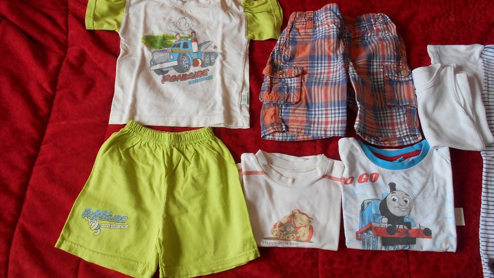 Krótkie spodenki i bluzki z krótkim rękawem rozm .86  92