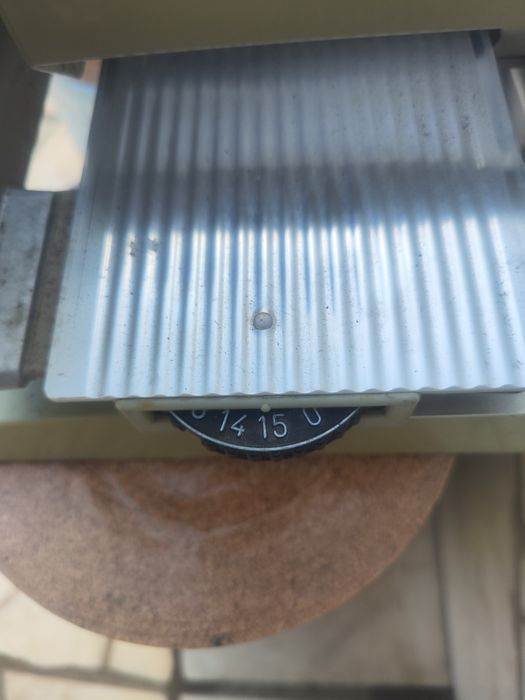Fiambreira em inox pequena para casa