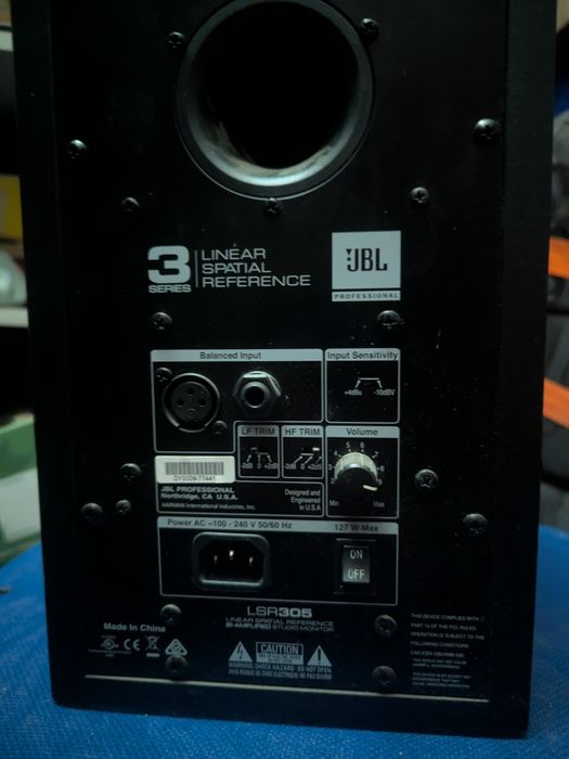 Студійні монітори JBL LSR 305