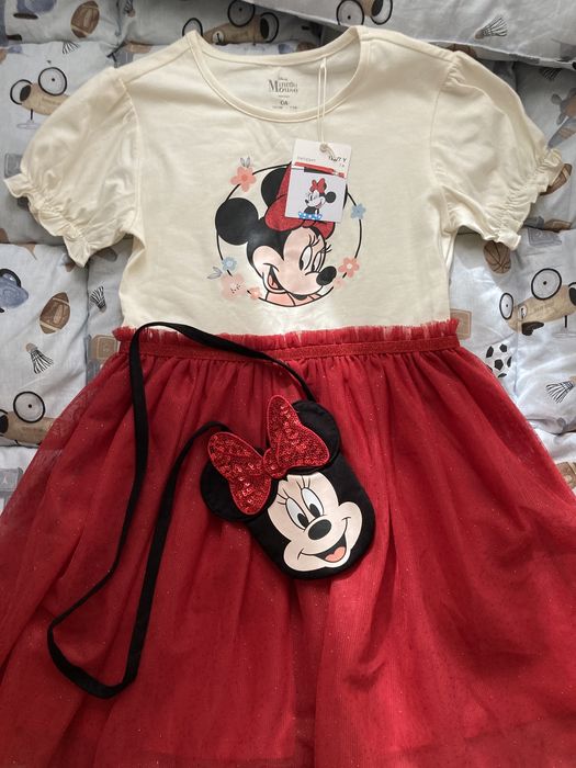 Платтячко нове фірми C&A 122 розмір