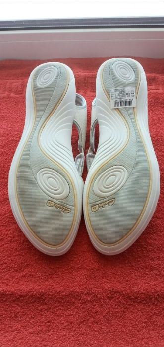 Босоножки Clarks р.41,5