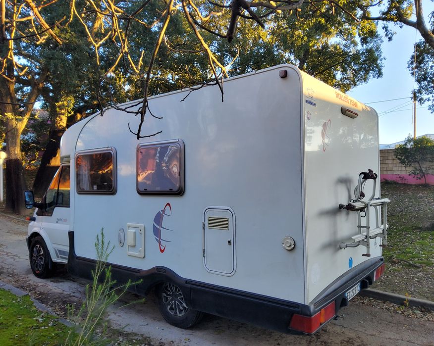 Autocaravana perfilada ano 2006