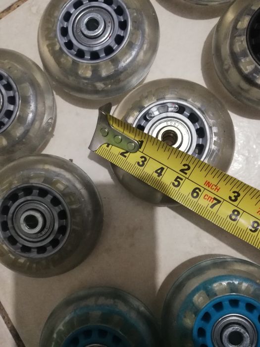 Vendo Roda suplente de patins em linha completamente novos