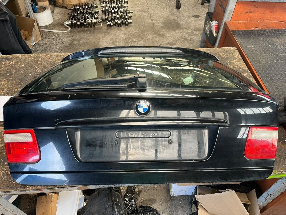 Klapa bagażnika BMW e46 touring czarna