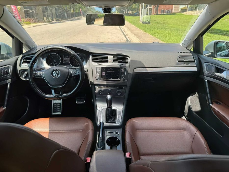 Volkswagen Golf Alltrack      2018