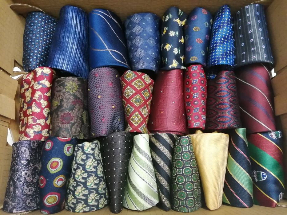 Gravatas de vários padrões