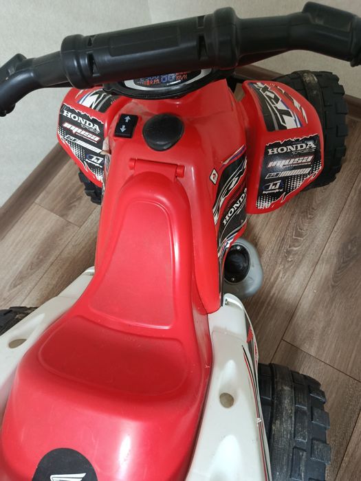 Дитячий акумуляторний квадроцикл Honda