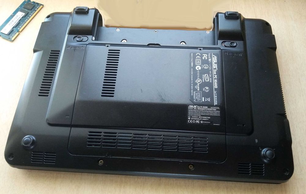 Нетбук Asus Eee PC 904HD на запчасти. Возм. обмен