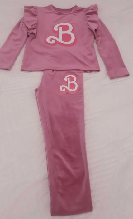 Dres welurowy Barbie r.140