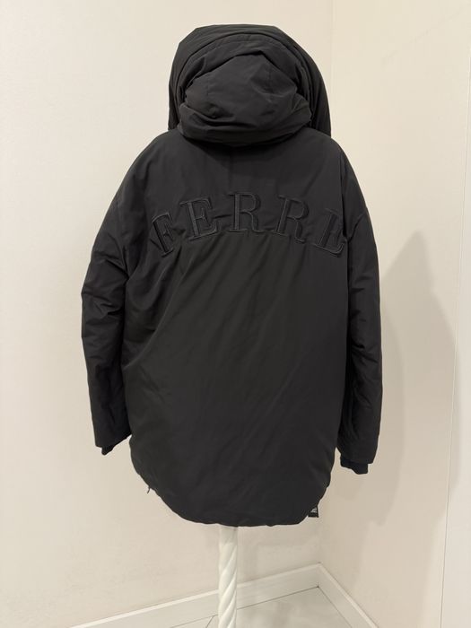 Куртка/ пуховик FERRE ( оригинал)