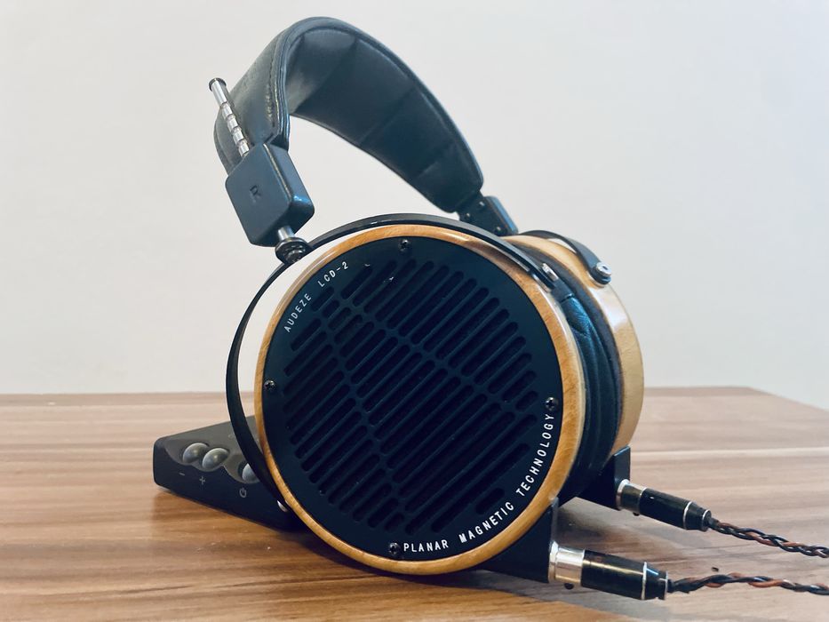 Навушники Audeze LCD-2