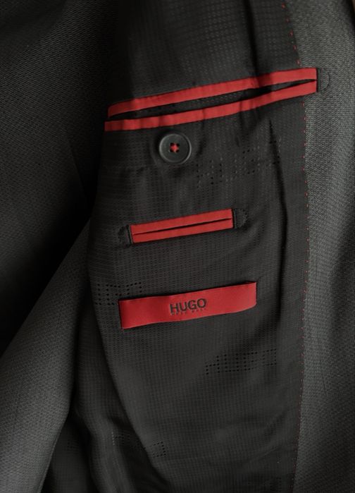 Костюм Hugo Boss