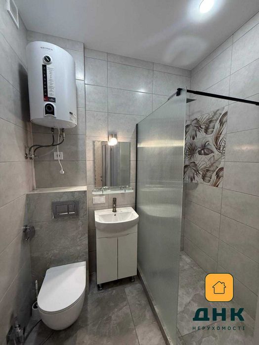 Жк Посейдон! Пляж Золотой Берег! Море 5минут пешком!  Продам студию с ремонтом! Готовый арендный бизнес!