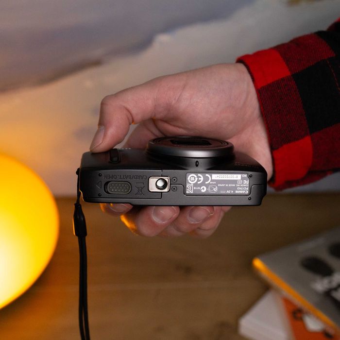 Canon PowerShot SX240 HS - Цифровий фотоапарат