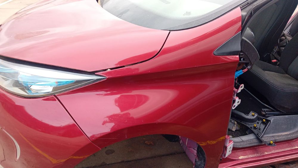 Guarda-lamas esquerdo RENAULT Zoe (BFM_)