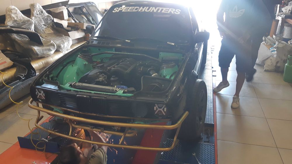 Дрифт корч BMW e30