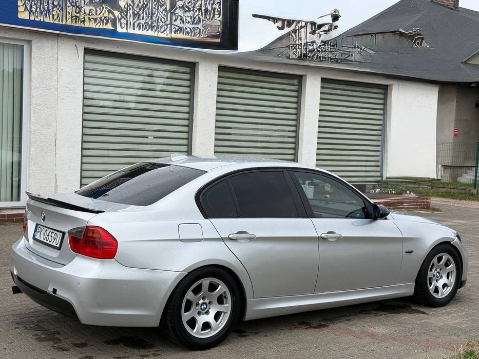 BMW E90 M Pakiet z vinu 320i