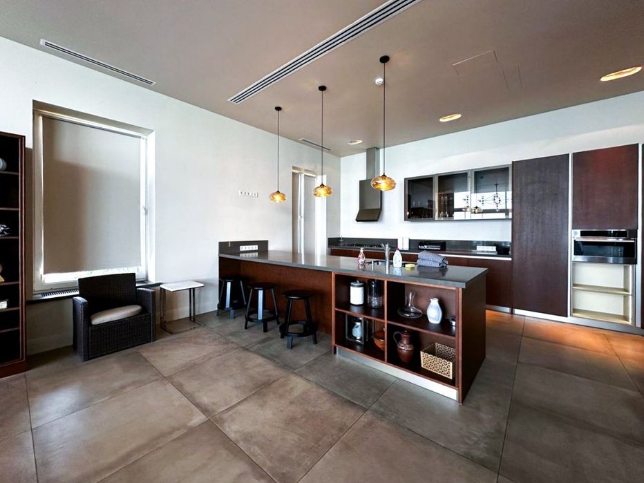 Аренда  премиального коттеджа  в Аркадии  с прямым  видом  на море