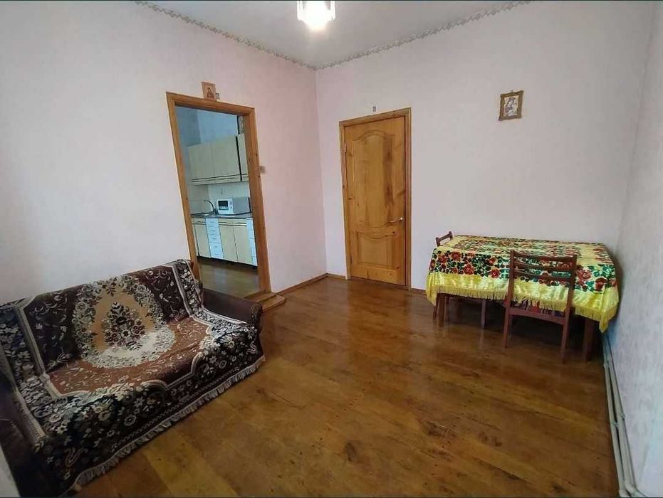 Дом с газовым отоплением и участком на 11 соток, 75 м2, 3 комнаты