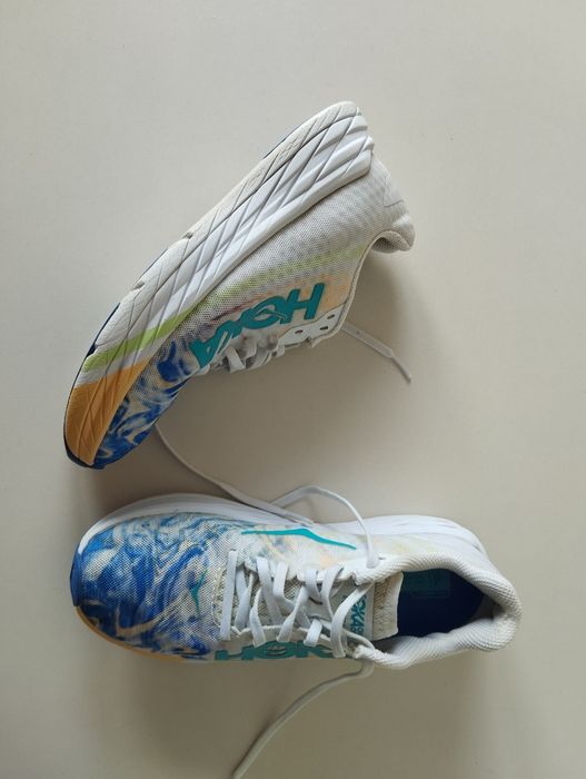 HOKA бігові кросівки 39,5 р оригінал