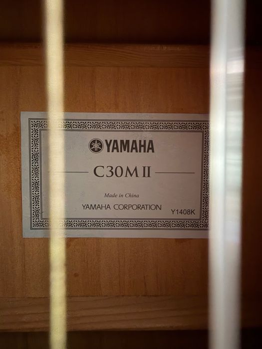 Guitarra Yamaha modelo C30M II
